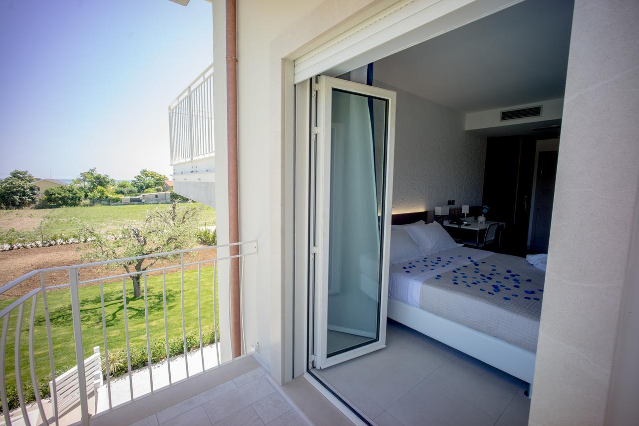 Hotel Palmensis Марина Палменсе Екстериор снимка