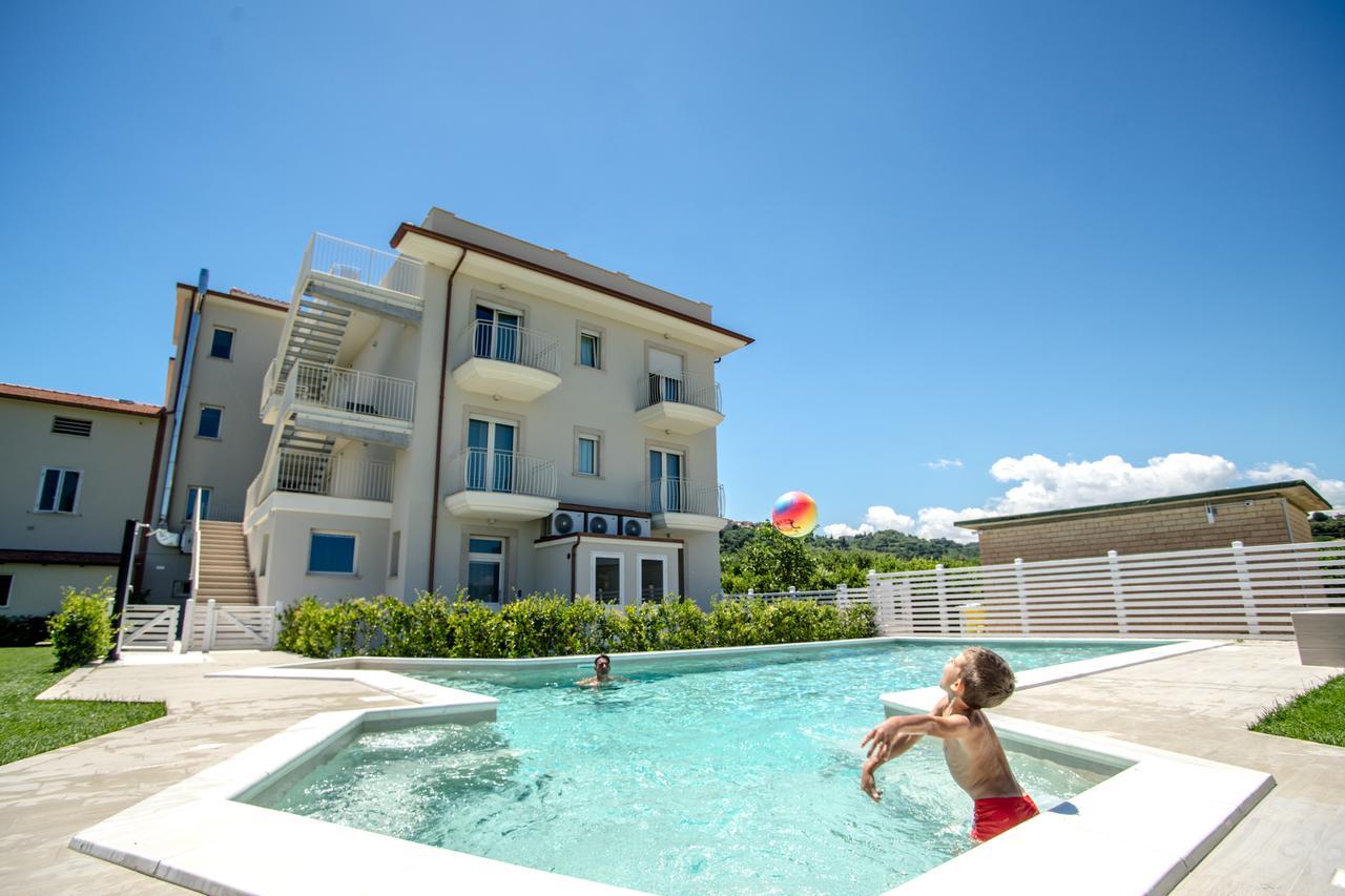 Hotel Palmensis Марина Палменсе Екстериор снимка